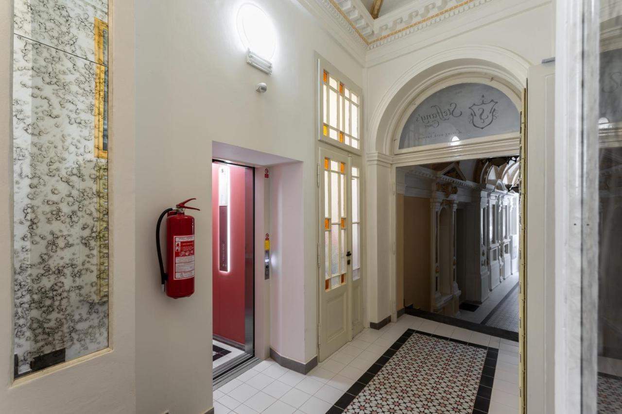 Sunlit Studio Near Wenceslas Square By Prague Days Apartment Exterior foto